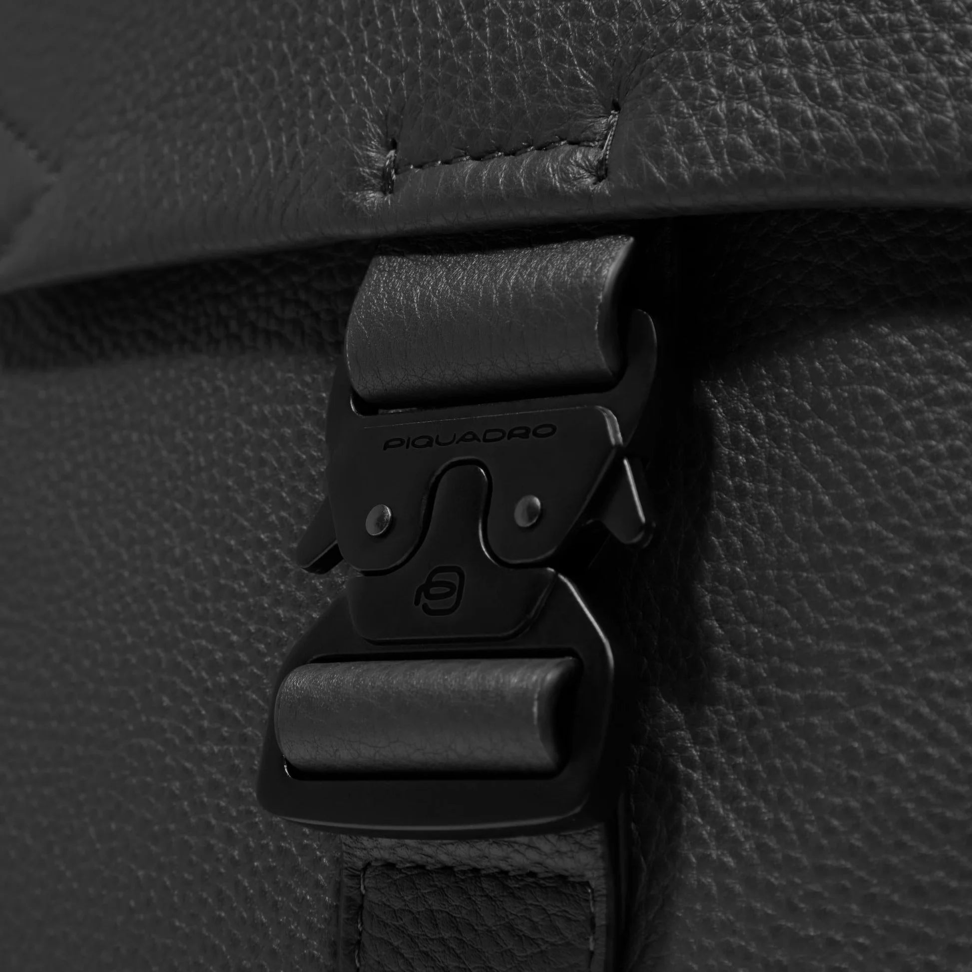 Zaino Pquadro Protezione RFID 14 Porta Tablet Ipad