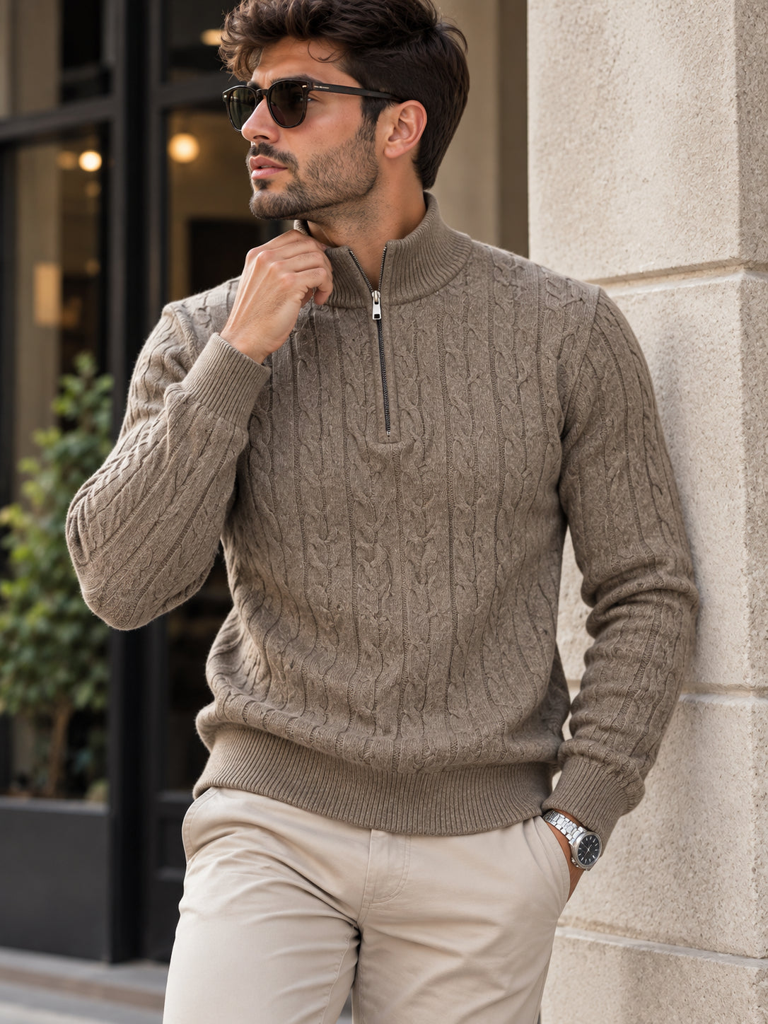 Jersey de punto Milano con trenzas, cuello alto y media cremallera